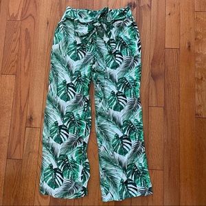 NWT GUESS Pants